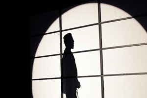 Хроники близости: Как сохранить интимную искру на протяжении десятилетий